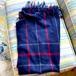 NWT Bananna Republic beautiful wool scarf
